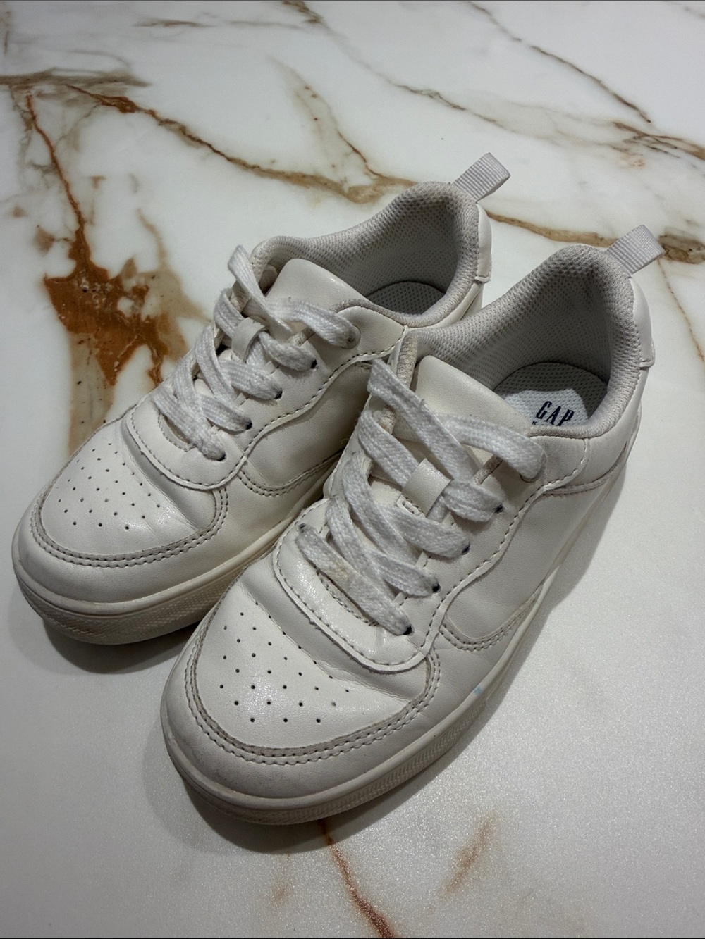 GAP White Kids Low-Top Sneakers 13